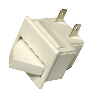 Выключатель клавишный DDE для трактора CTH175-102 (концевик под сиденьем)