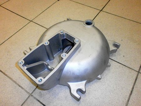 Корпус помпы DDE PTR80K/80H под приямоугольный фланец 2015 года выпуска .