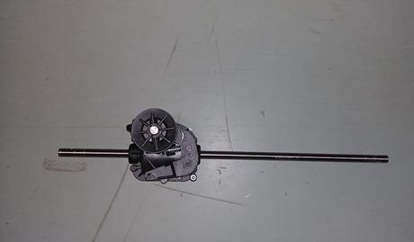 Редуктор газонокосилки DDE 246-647_LM46-60D/WYZ18-WD65 Соната 1 ось 460мм, шкив Ø60мм (70860370000) (915-014-046)