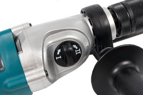Дрель сетевая ударная MAKITA HP2051F (720Вт, 0-1200/0-2900 об. мин, быстрозажимной патрон, подсветка, кейс)