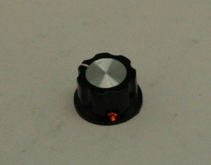 Ручка  регулировки сварочного тока QUATTRO ELEMENTI (Ø27мм) для сварочного аппарата MIG135, MIG165 --> 30406042