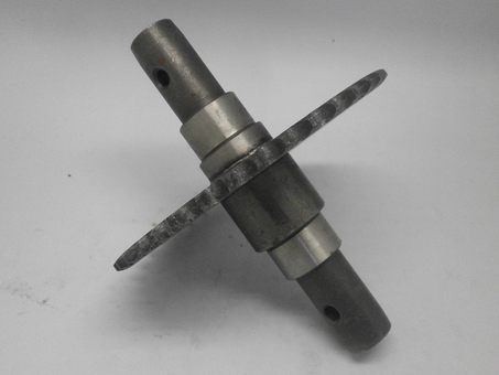 Вал редуктора DDE для культиватора V380II (червячный)