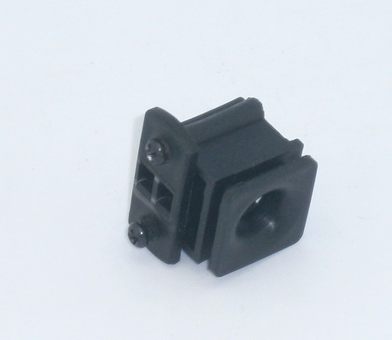 Зажим QUATTRO ELEMENTI PALERMO110/125Turbo сетевого шнура (242-298-031)