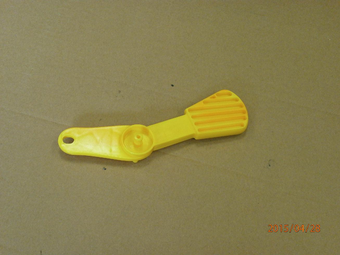 Рычаг DDE LME3816/3918 регулировки высоты стрижки (Q195F280072R) (791-738-061)